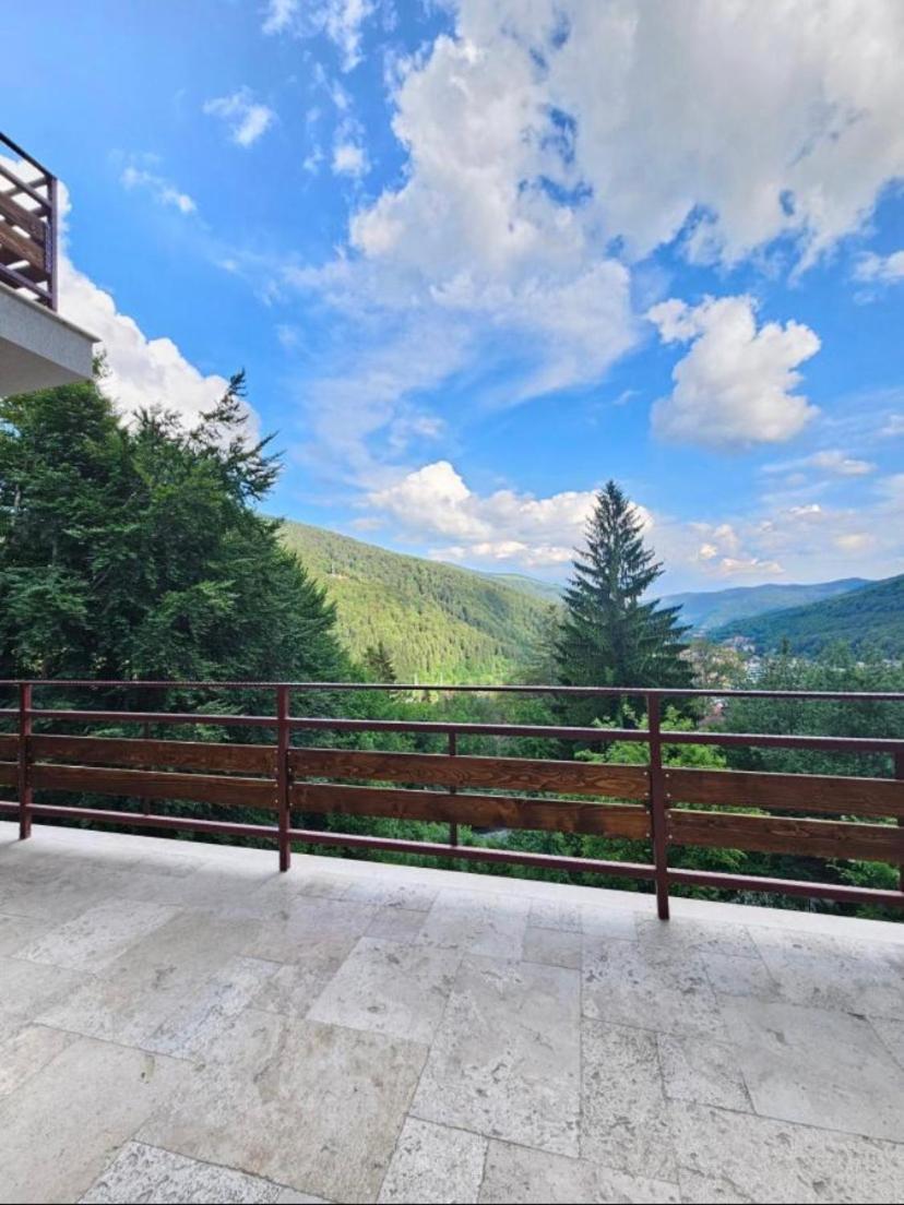 Stone House Sinaia Villa ภายนอก รูปภาพ